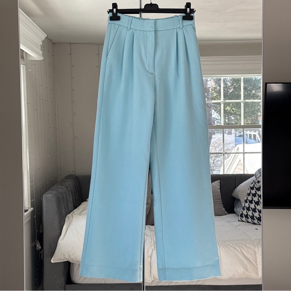 Abercrombie & Fitch Sloan Tailored Wide Leg Pant in Light Blue - Picture 5 of 10